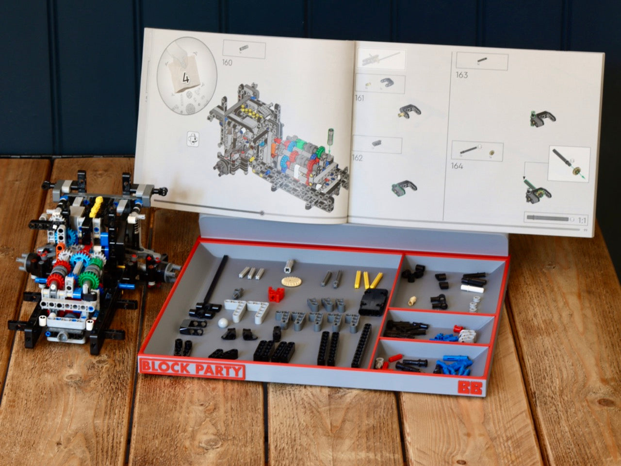 The BLOCK PARTY Building Tray - by BRICK BUDDY®